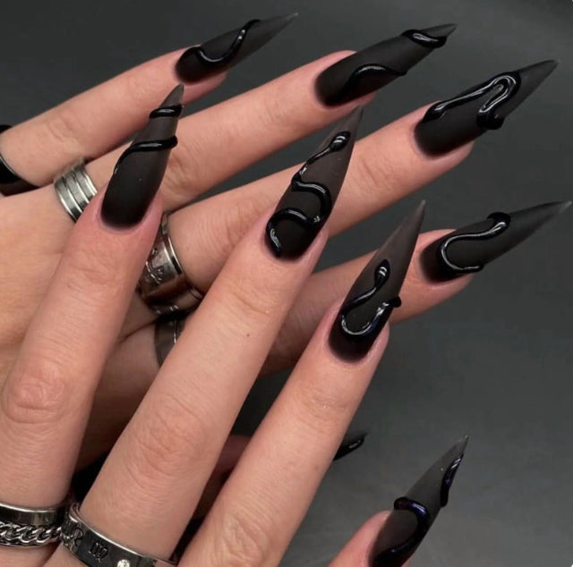 Deluxe NAILS