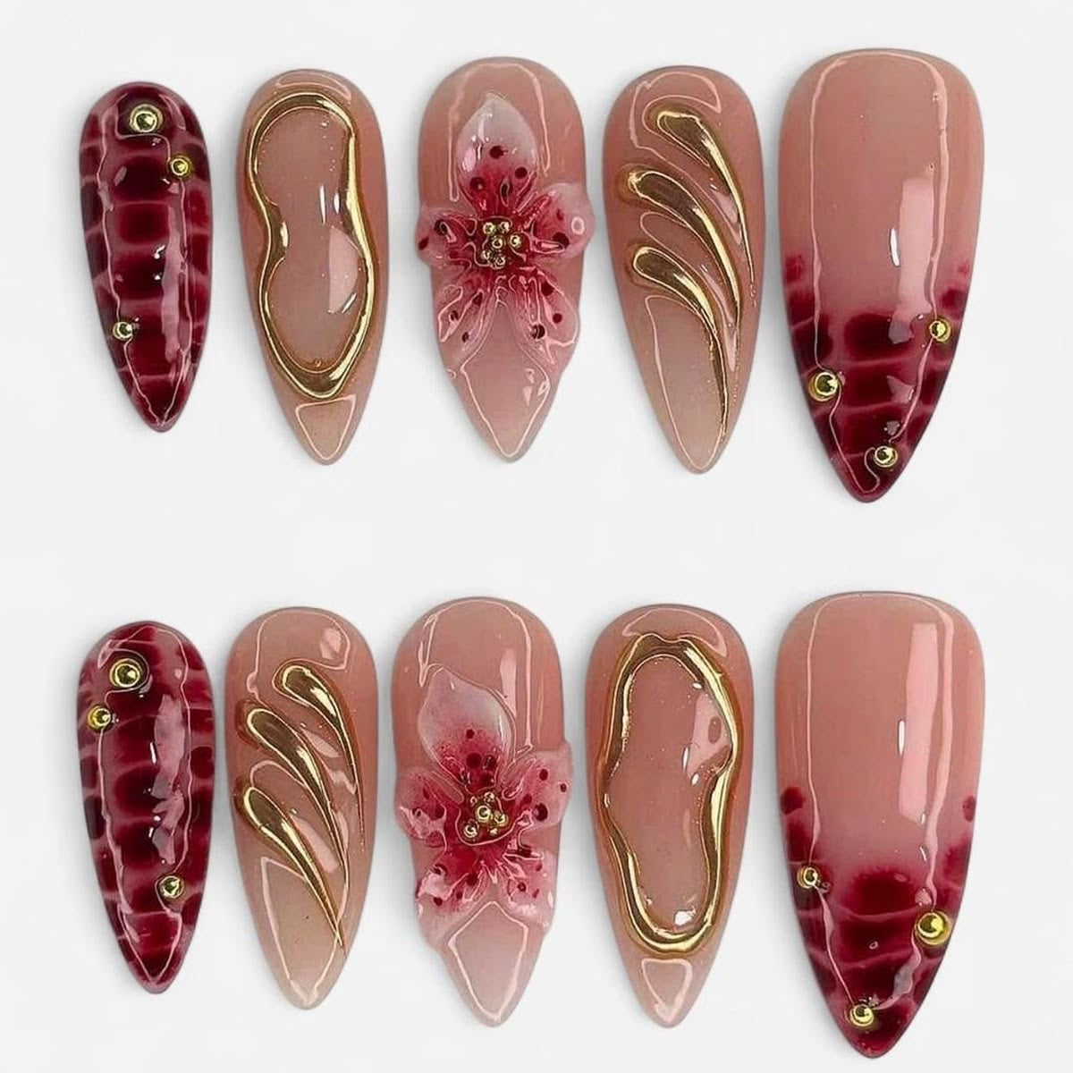 Deluxe NAILS