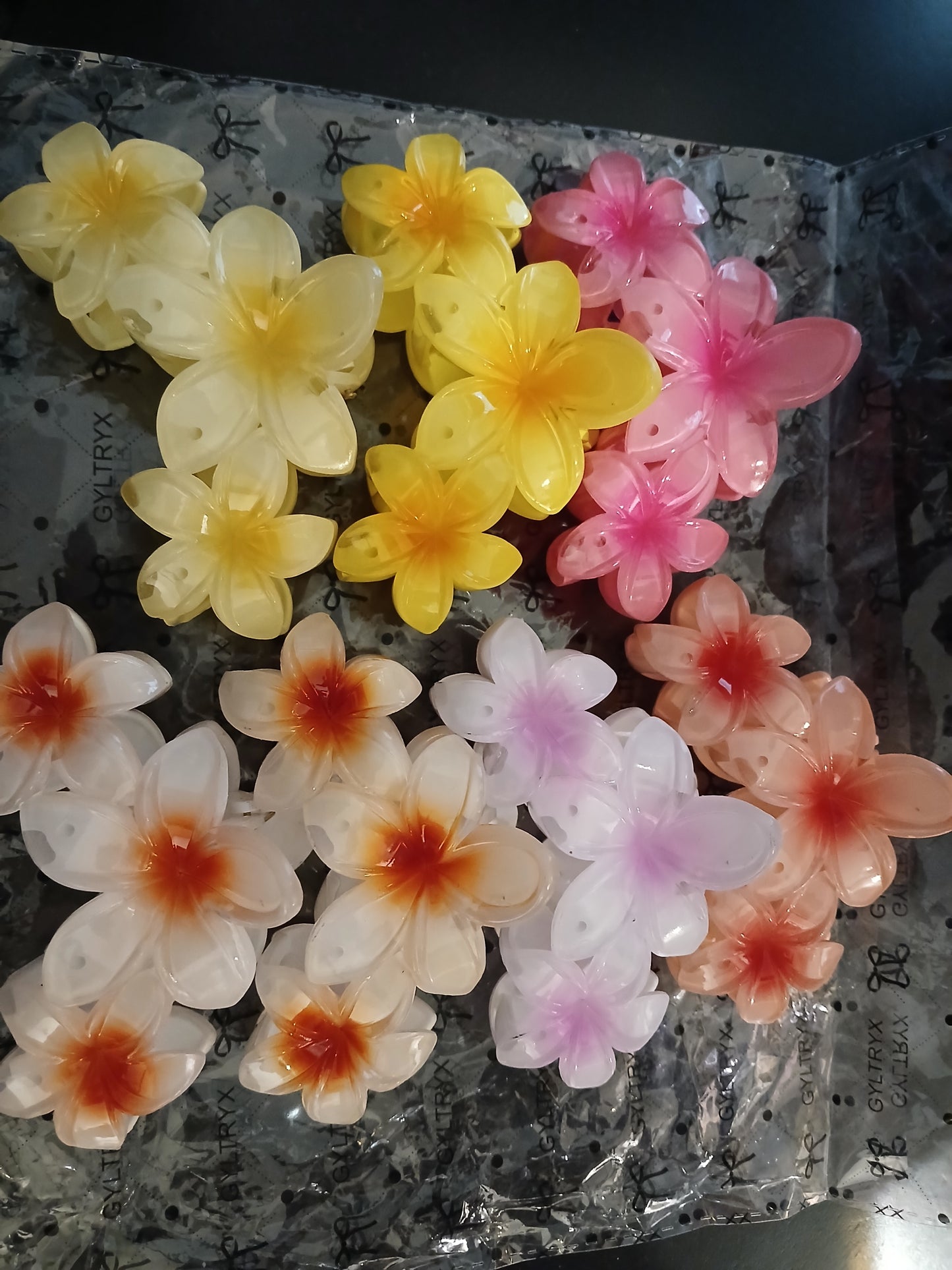 3-Layer Flower Claw-Clips
